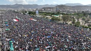 صنعاء والمحافظات اليمنية تشهد تظاهرات مليونية لدعم غزة ويعلن جماهيرها بدء المرحلة الرابعة من التصعيد